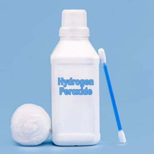 Kan jeg desinfisere tannbørsten min med hydrogenperoksid?